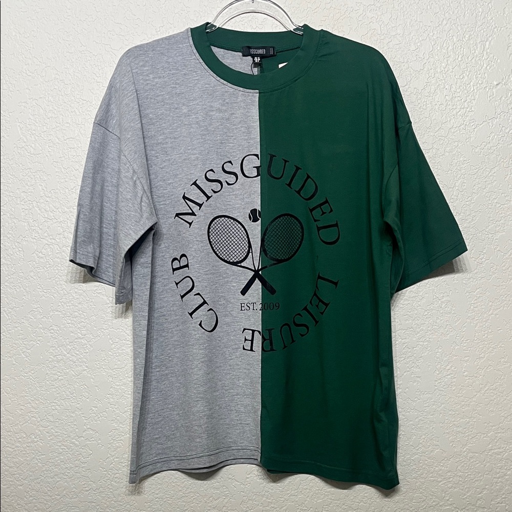 Missguided Women’s Oversized Size 8 Two-Tone Green and Gray Graphic T-Shirt